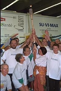 Hommage aux volontaires Suvimaxiens par les sportifs de l'association des personnels du Cnam, lors de la 4 �me journ�e annuelle  